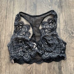 Victoria’s Secret Unlined Lace Bra Bralette - Size Small